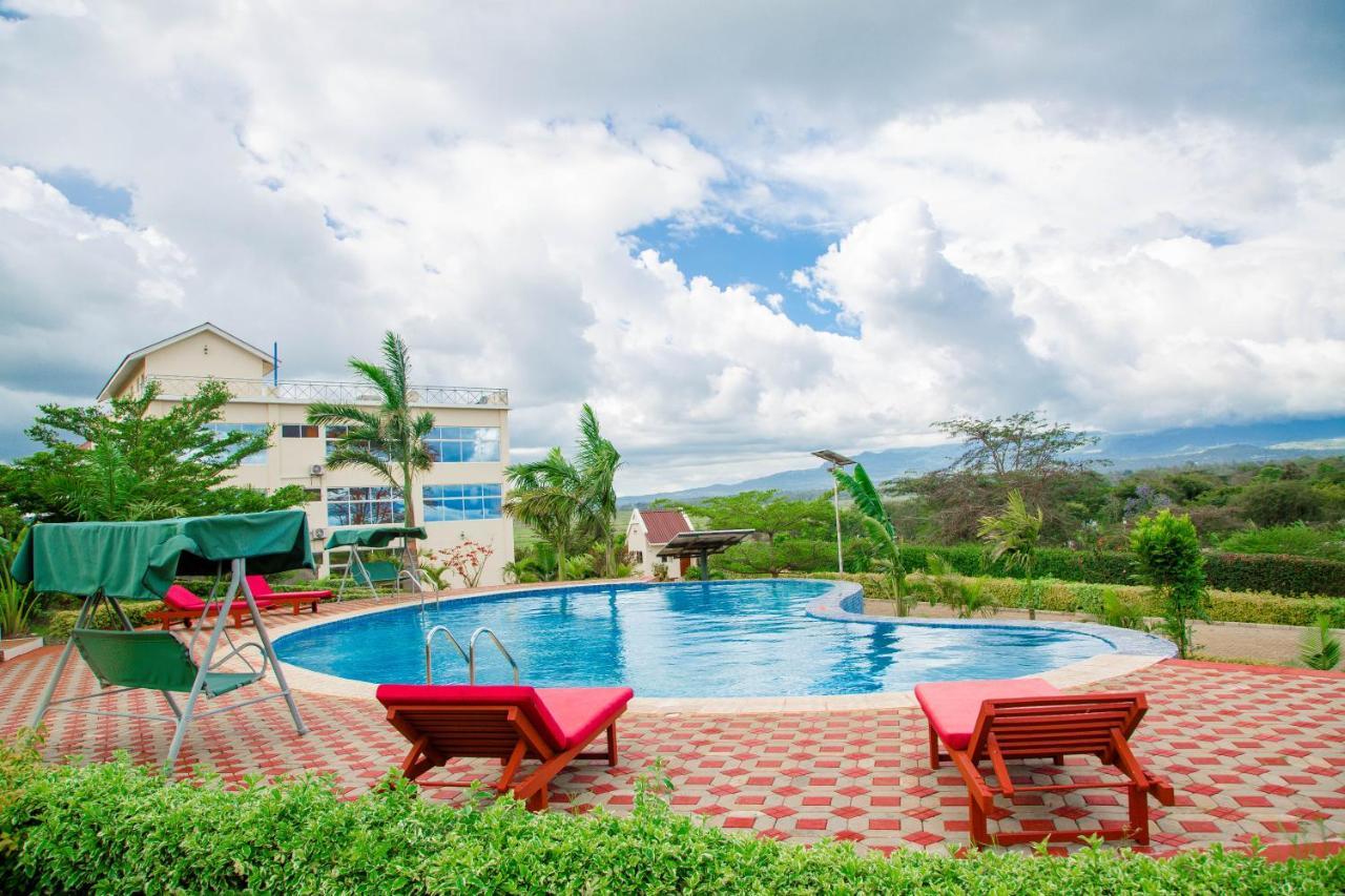A1 Hotel And Resort Arusha Esterno foto